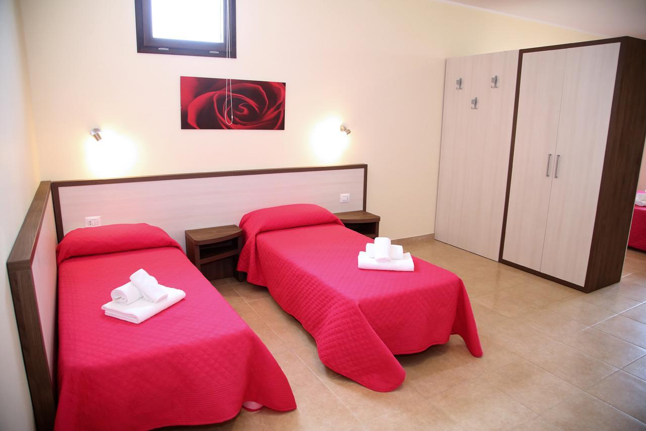B&B Hotel Helios Уджано-ла-Кьеза Экстерьер фото